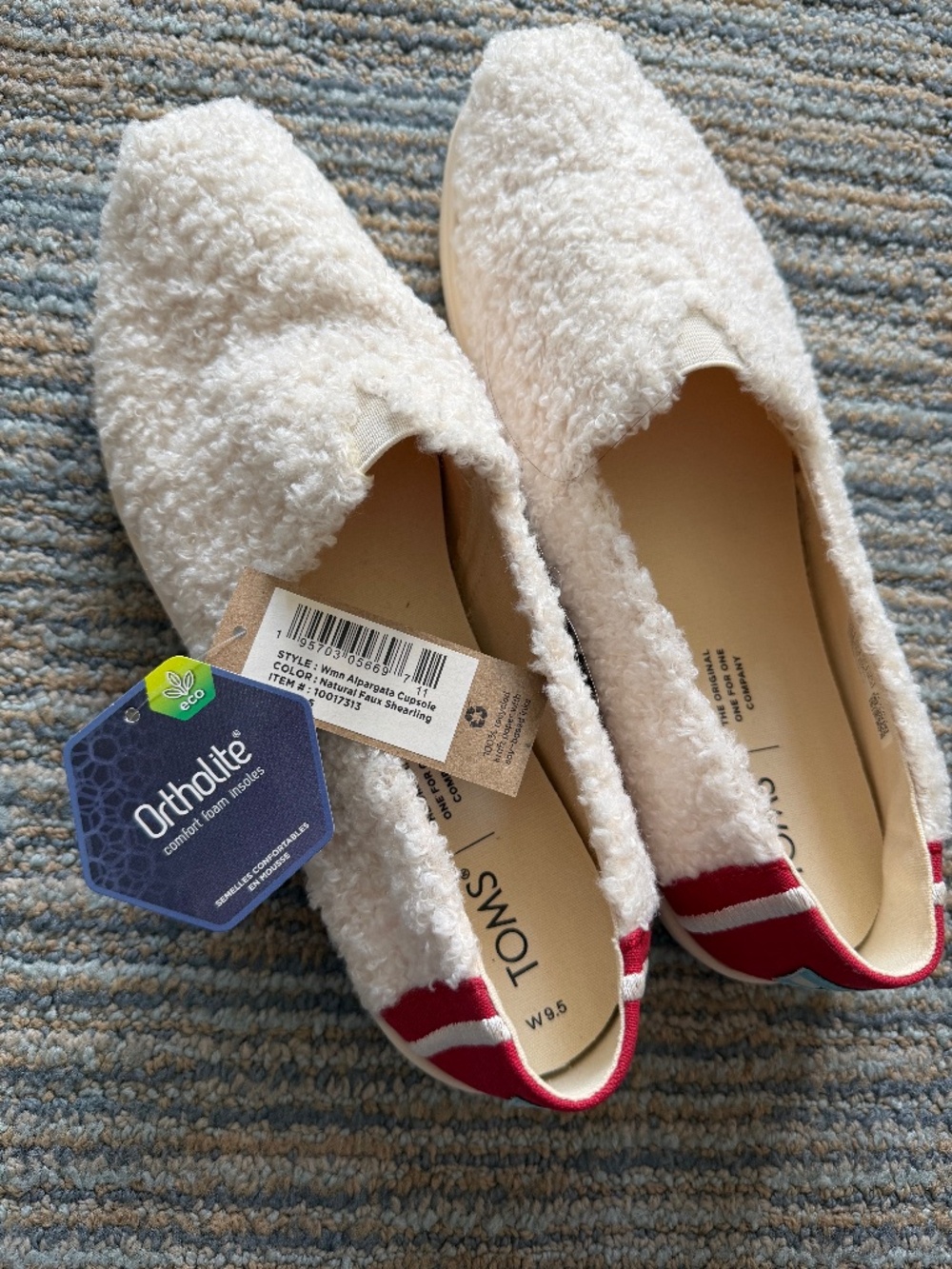 Toms Shearling shoes NWT